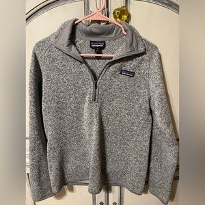 Women’s medium, gray, fleece pullover.
